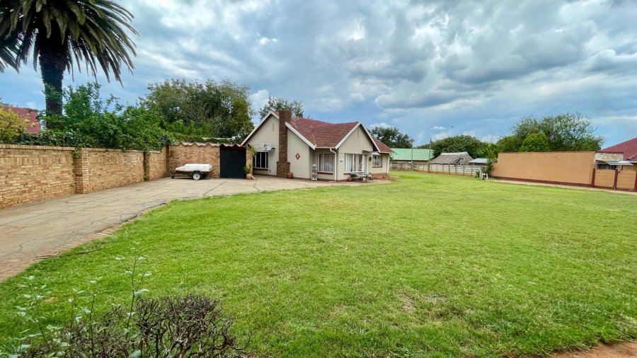 3 Bedroom Property for Sale in Stilfontein Ext 4 North West